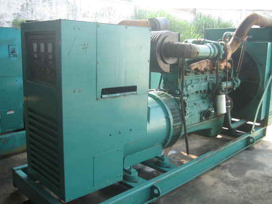 江都租赁发电机- 发电机碳刷磨损的原因是什么