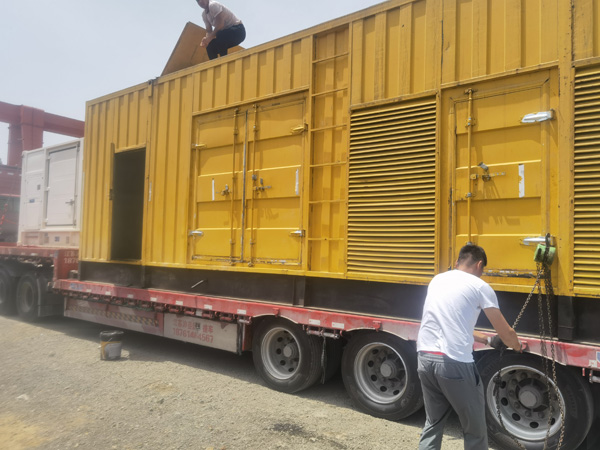 江都发电机出租100KW发电机需要什么规格的电缆线？