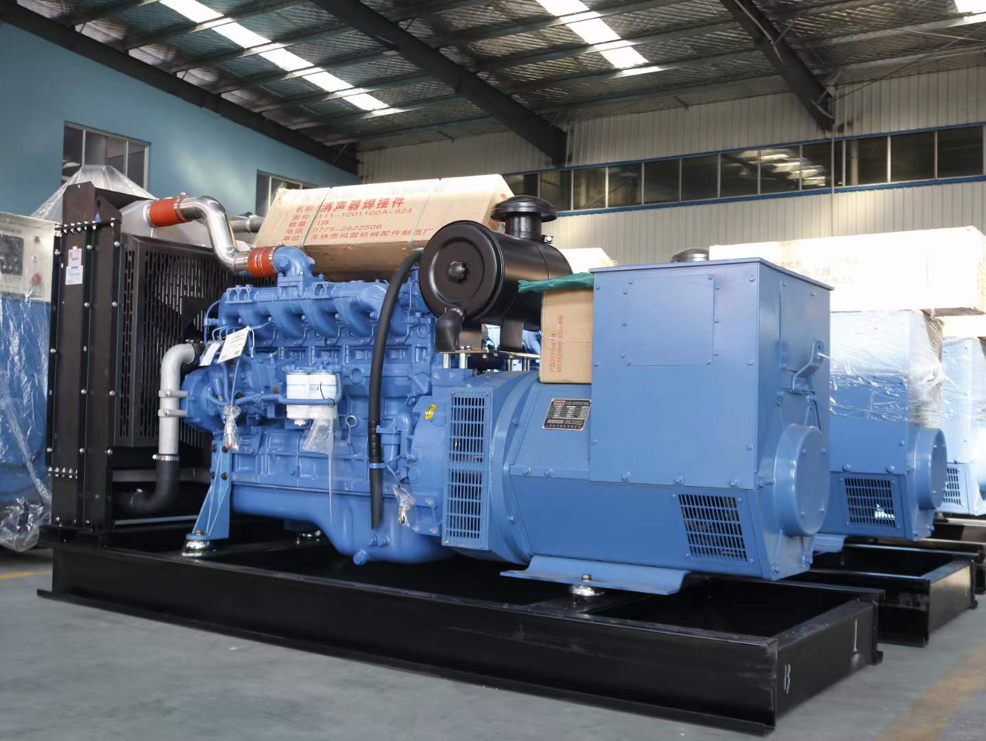 江都柴油发电机组空气滤清器多久需要更换一次？