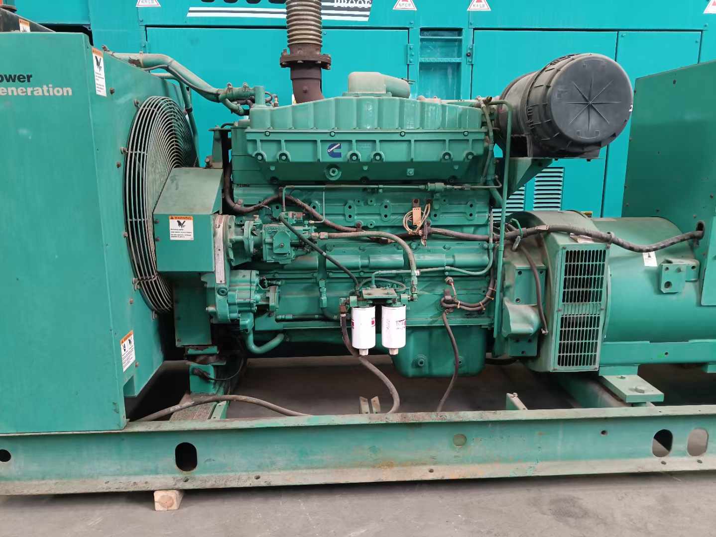 江都过载会对 600kW 柴油发电机组造成哪些损害？