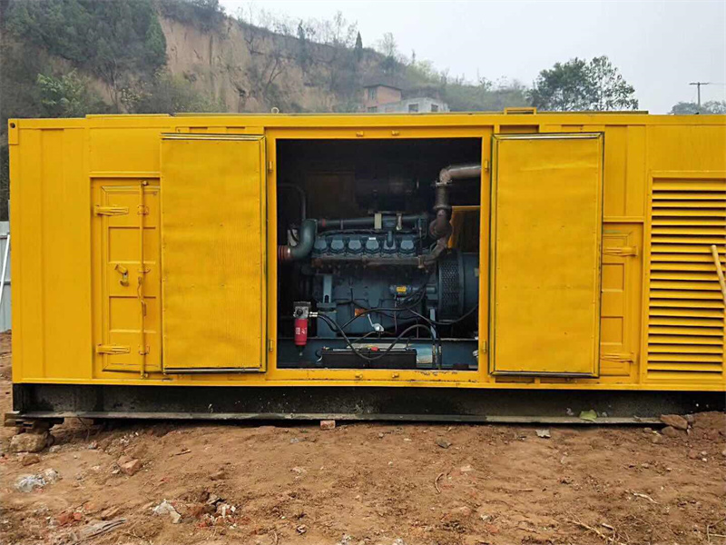 江都发电机租赁冷却液的沸点降低到多少时需要更换