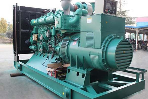 江都工厂发电机应急发电中如何优化燃油储备管理？